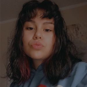 Meet your Posher, Thalia